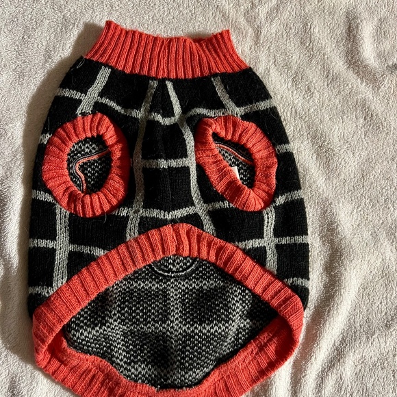 Pug Dog Swester - Picture 2 of 3